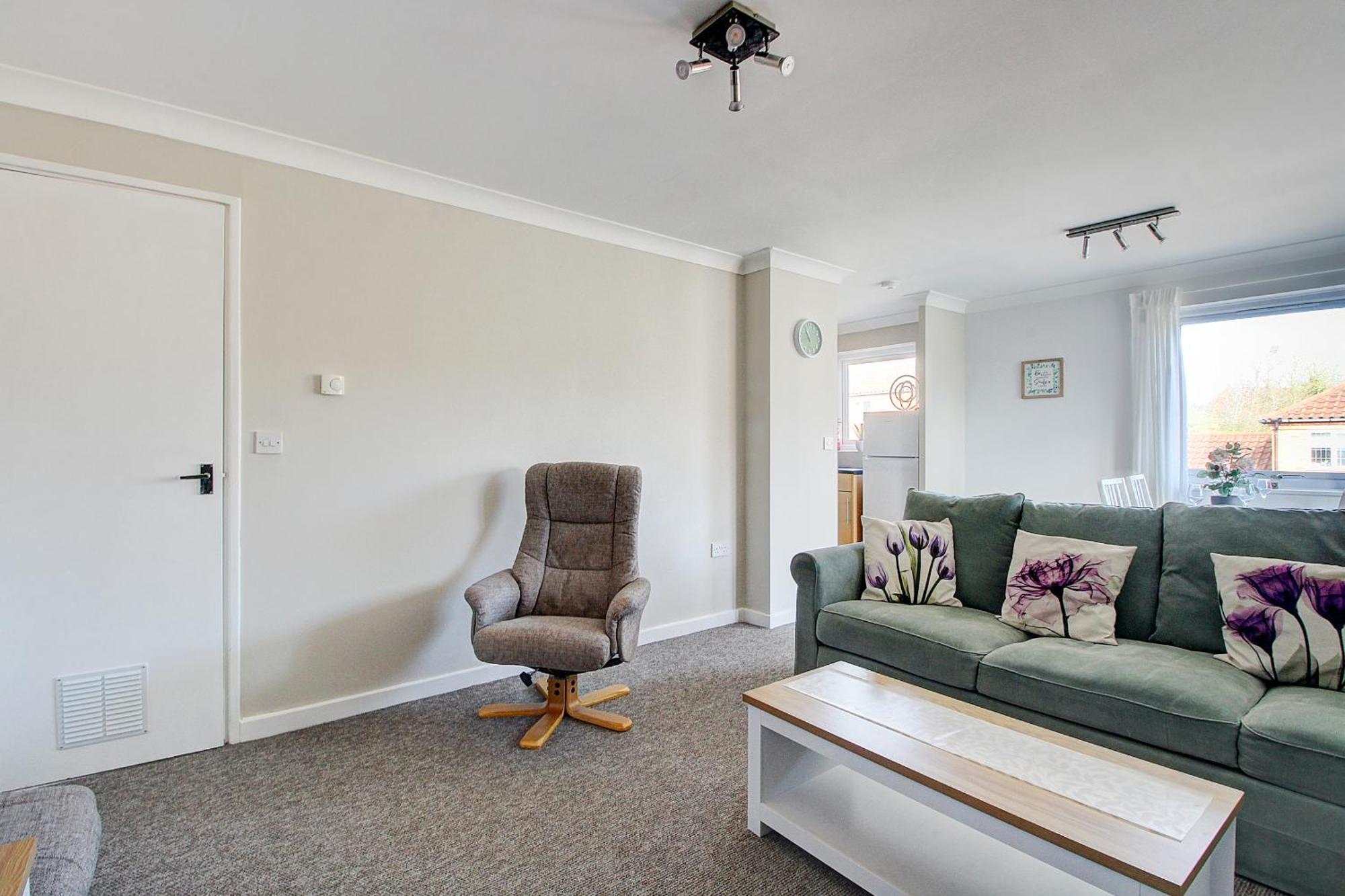 2 Minutes From Mk Central By Car- 2 Bed Apartment - 2 Free Parking Spaces- Hosted By Stayinmk Milton Keynes Exterior photo
